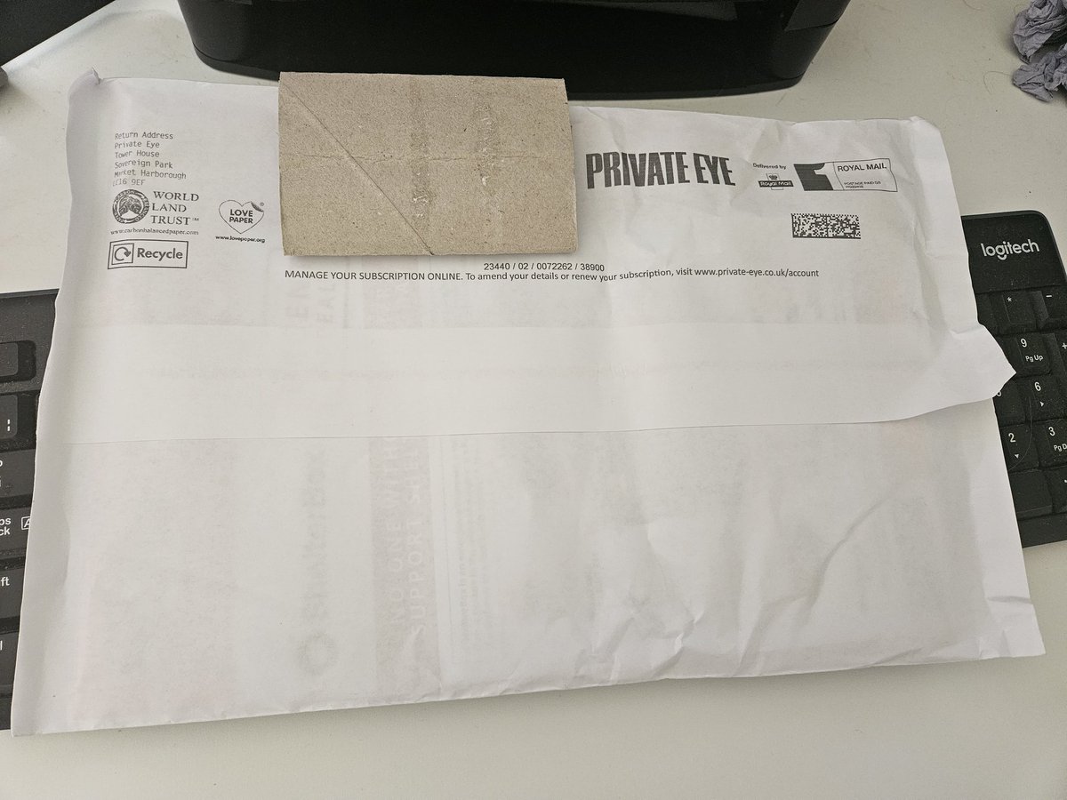 dafprys's tweet photo. Da iawn, bravo @PrivateEyeNews for unplasticating. I'm certain it's a word. It's not made up. One of the world's leading magazines won't notice. Also, ignore the bog roll as censure. https://t.co/xjRGZao6oT