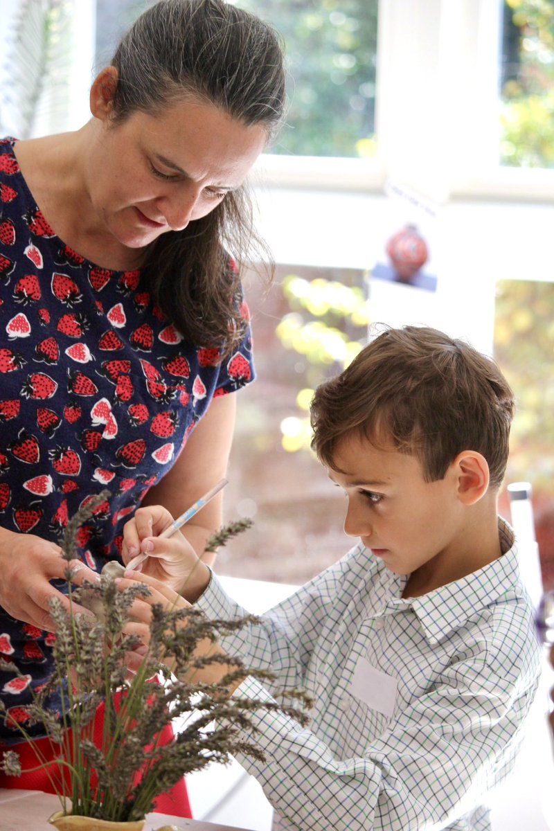 _Ludgrove's tweet image. The new VIs (Year 4) got stuck into Ludgrove life straight away with a combined Pottery and Art activity to make a clay frog and paint it. Lovely to see some friendships already forming… 🥰 #startofterm #newschool #firstdayofschool #year4  #art #pottery #schoollife #prepschool
