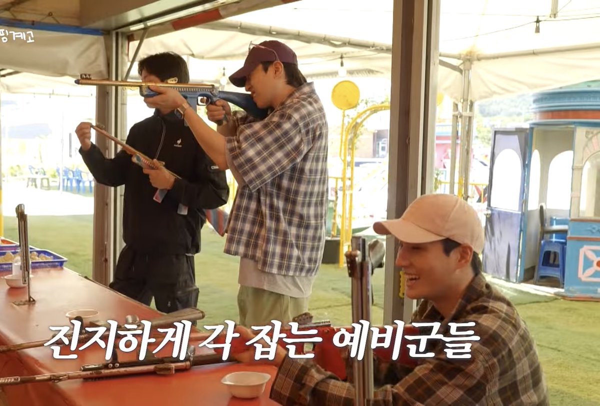 아니 자막 너무한거 아닙니까 ?
예비군.. 이라는 말