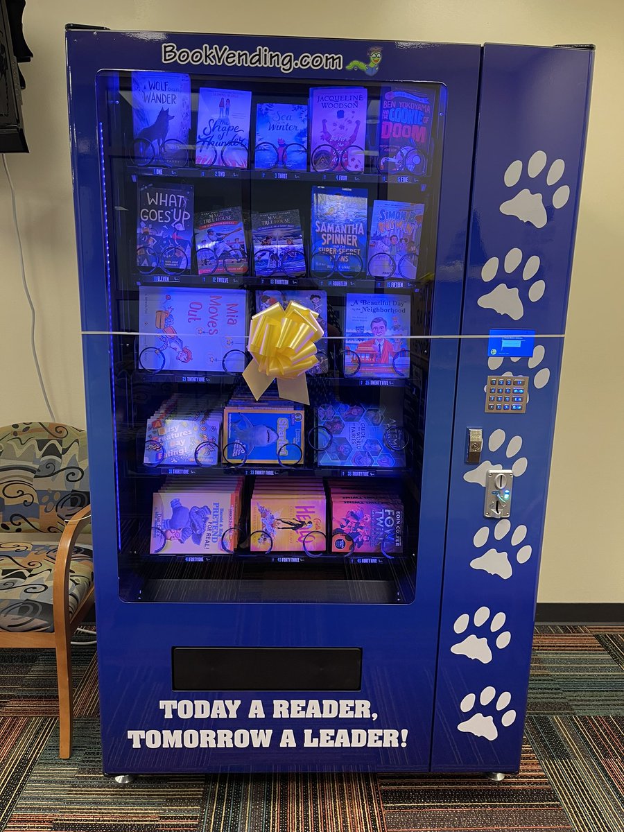 LNPrincipalHCSD's tweet photo. Today is a big day at @Hamilton_LN !!! Students have been working hard earning Leopard Tickets for showing their ROAR! Cannot wait to cut our ribbon today and see the joy of students earning a new book! More videos to come! #OneLinden https://t.co/jGF4BBZDsZ