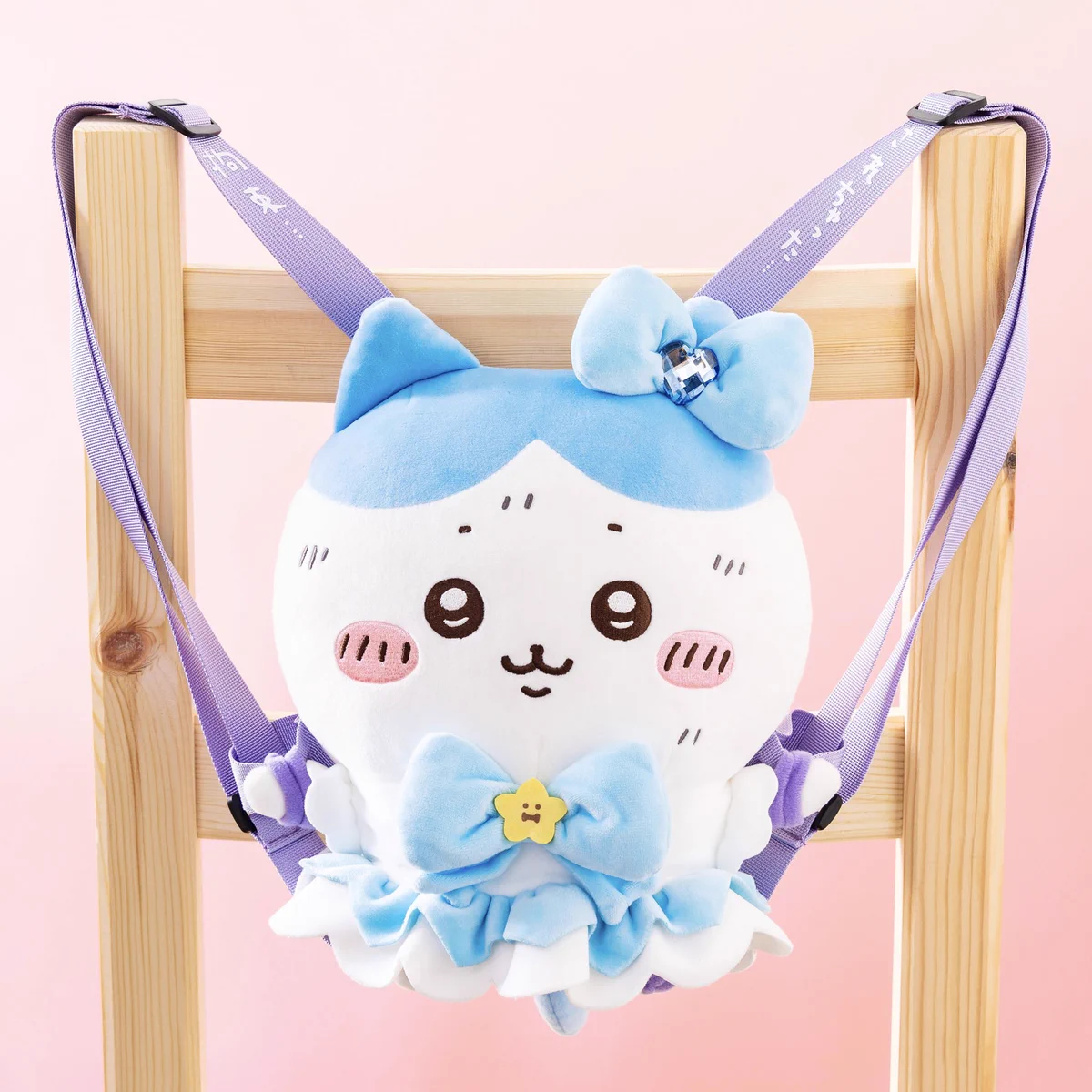 超まじかるちいかわ また捕まったハチワレぬいぐるみリュック　ちいかわ F5bChgWa4AAHEGC?format=webp&