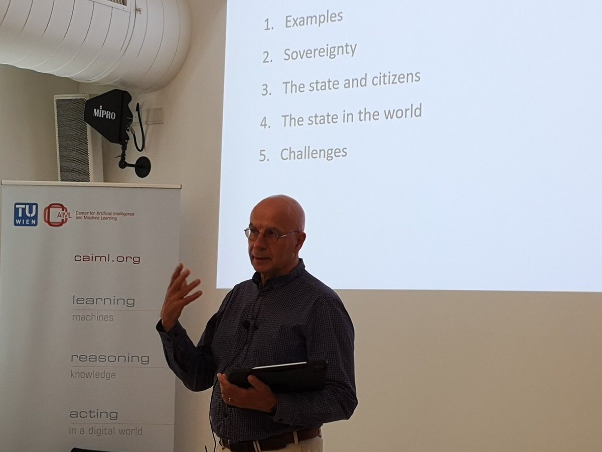 DigHumTUWien's tweet photo. The Impact of AI on Government and the State
@PaulTimmers 

2nd ACM Digital Humanism Summer School 2023 https://t.co/zQF8xQlozo