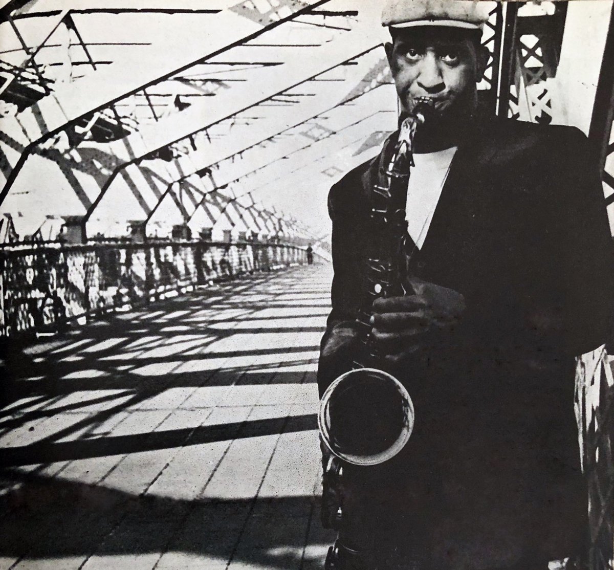 RollinsBridge's tweet photo. Sonny Rollins was born in Harlem on this day in 1930. The world’s greatest living improviser is 93 years old.

#SonnyRollinsBridge

📸 Atsuhiko Kawabata, c/o of Hanako Kawabata, Williamsburg Bridge, NYC, October 7, 1961 https://t.co/uBpqA6b1sn
