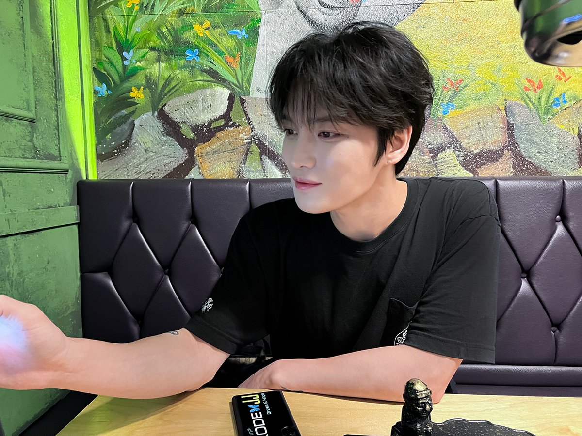 inkodeofficial's tweet photo. 🎤[#재쥬왔쥬]

@bornfreeonekiss 💝🫶🏻💝

그 어디에도 없는,,,
오직 베이비스 곁에만 있는,,,
(👶🏻)보스 등장💚❤💚❤

#JJMJ #재쥬맛집 #JJMJ_재쥬맛집
재쥬에게 맛집 추천 해시태그..
설마 잊지 않았죠?!
맘마 잘 챙겨 먹는 베이비스가
착한 베이비스래요👼🏻✨

'재쥬왔쥬' 시리즈는 언제 올지 모르쥬ㅋ
언제나 많.관.부ଘ(´•3•)⊃━☆💕💕💕

🤫 아직 말 못 하지만..
제발 다음 주 12일 화요일 저녁 6시
스케줄 비워두세요..
(스포 요정J가 전해달래요..🧚🏻‍♀✨소곤소곤)

#김재중 #재중 #Kimjaejoong
#ジェジュン #金在中 #J_JUN
#인코드 #iNKODE
