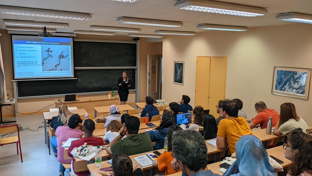 esonn_uga's tweet image. ESONN'2023 continued with lectures on #Microscopy, #nanotoxicology, #compositematerials &amp;amp; #nanooptics given by H. J. Hug (@UniBasel_en, @Empa_CH), A. Baeza (@univ_paris_cite), E. Sturm (@LMU_Muenchen) &amp;amp; V. Zwiller (@KTHuniversity) @UGrenobleAlpes @GrenobleINP @CNRS @cea_grenoble
