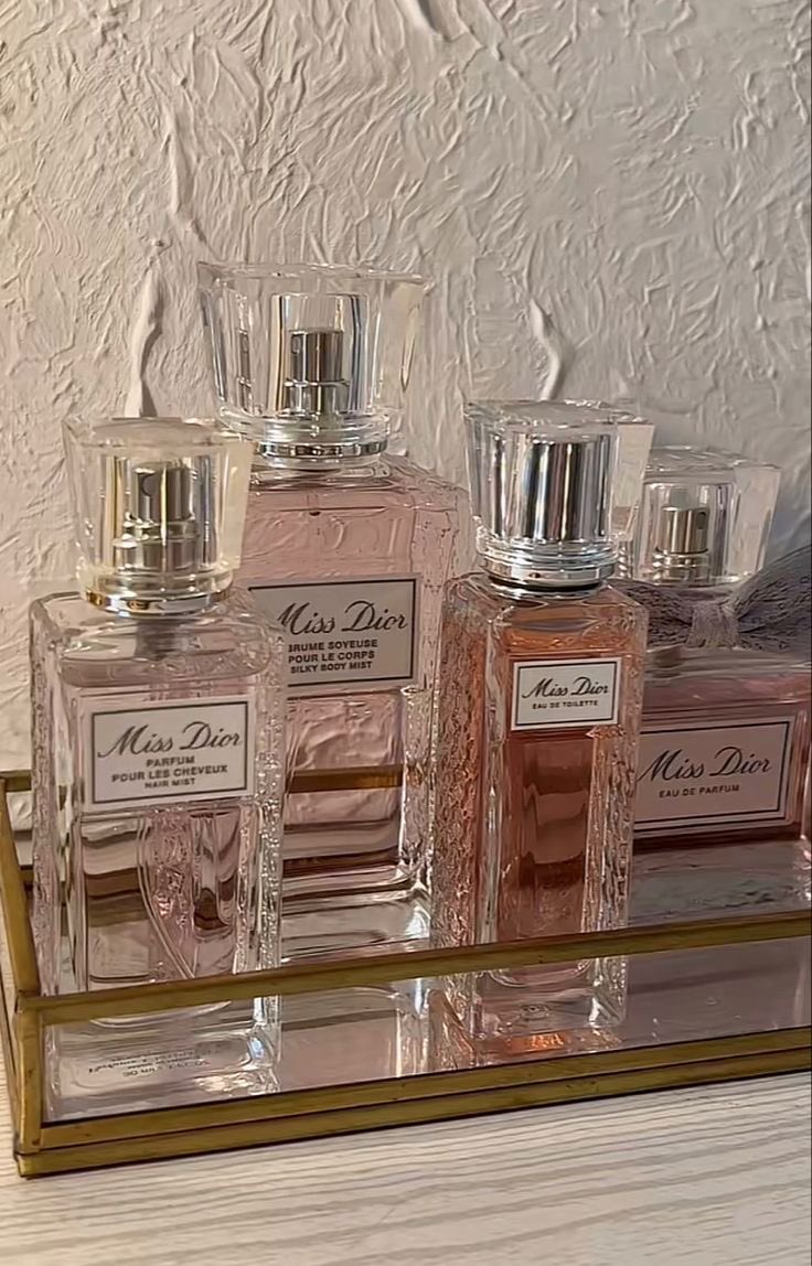pink miss dior