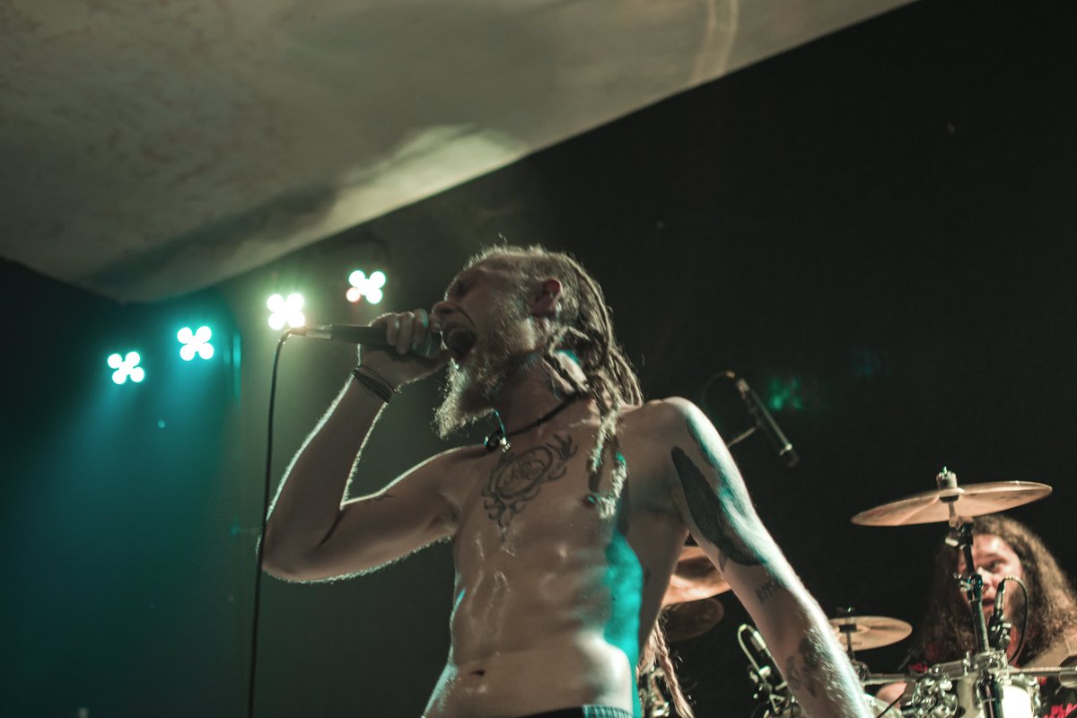 sledgedown's tweet photo. Birth of evil VI...garden metal/punk party model 15.7. part 2
#sledgedown #heavymetal #groovemetal #guitarist #bassplayer #vocals #drummer #solarguitars #randallamplifiers #Ibanez #balbex #pearldrums #paiste #gig #CzechRepublic #czechband https://t.co/4V28Y83vuD