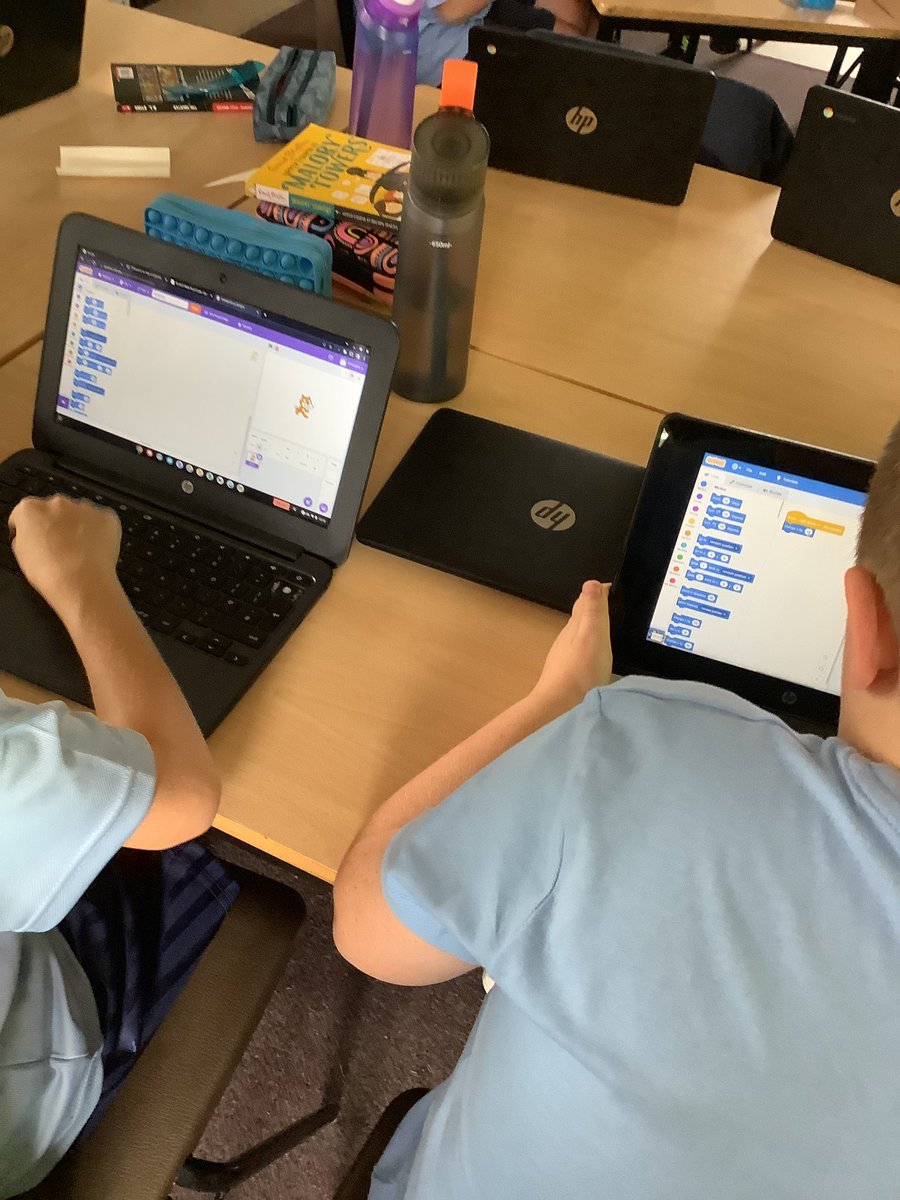 GPSYear5's tweet image. This afternoon we’re creating a maze game using algorithms #gpscomputing