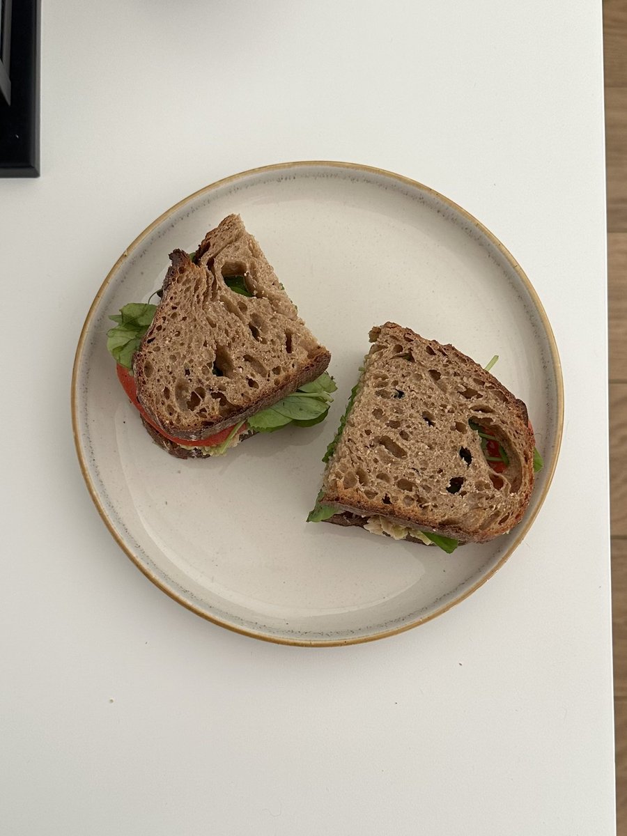 chevreoo's tweet photo. my fav sandwich https://t.co/eClIRWrrqk