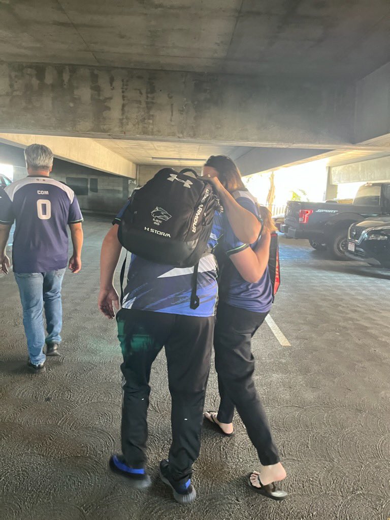 C0Mtweets's tweet photo. HAPPY BIRTHDAY TO THE BEST MOM IN THE WORLD. Love you mom everything you have taught me through the years has led me to this point in my life, no matter what has happened you have made me a better person. I love you so much💙 @mamaC0M https://t.co/RhYiEm4W0n