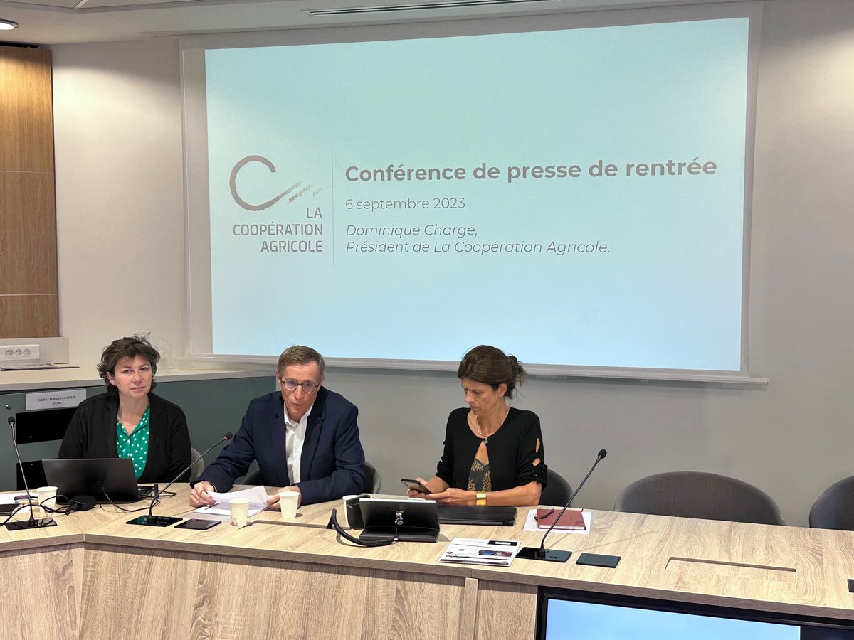 Pour endiguer la hausse des importations, <a href="/ChargeDom/">Dominique Chargé</a>, président de <a href="/lacoopagricole/">La Coopération Agricole</a>, propose d’opérer un "choc de #compétitivité" et de #simplification normative afin de relancer une production répondant aux nouveaux positionnements alimentaires.
agrodistribution.fr/actualites-str…