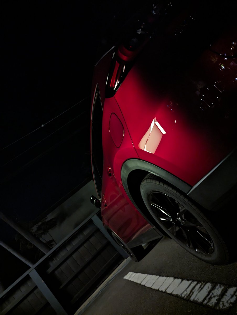 siglz8's tweet photo. この色は夜に映えるね
#CX8 https://t.co/yCJ0dudZsQ