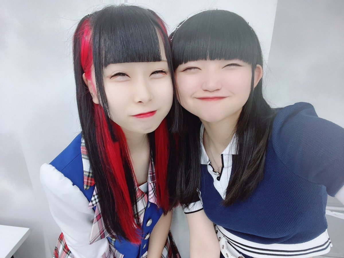 start_nana7's tweet photo. ナト☆カンさんの音羽すず聖誕祭のコーナーで2曲コラボさせて頂くことになりました！

お互いが好きなグループに入ってからすずなないつか絶対またやろう！って話してたので早く実現出来て嬉しい🥹もう2人で感動してる🥹
聖誕祭出れるのもすごく嬉しいからたくさん盛り上げる！よろしくお願いします！ https://t.co/bRlqHGYzPn