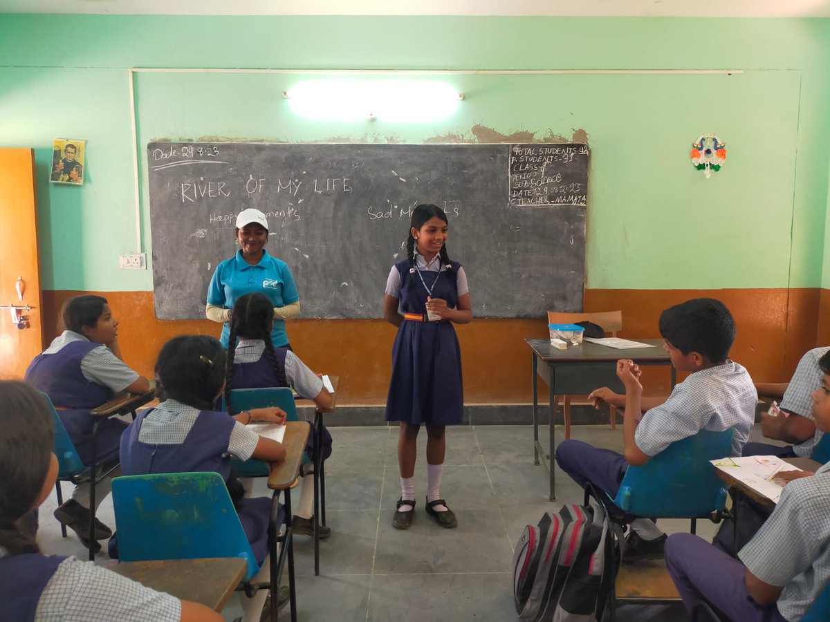 ProSportDev's tweet image. #frombbsr - On 29th August, our team in BBSR encouraged CSP participants from St. Joseph&apos;s School to share personal experiences with each other to create a sense of camaraderie and to enrich the learning environment. Check out snippets of this experience-sharing session.