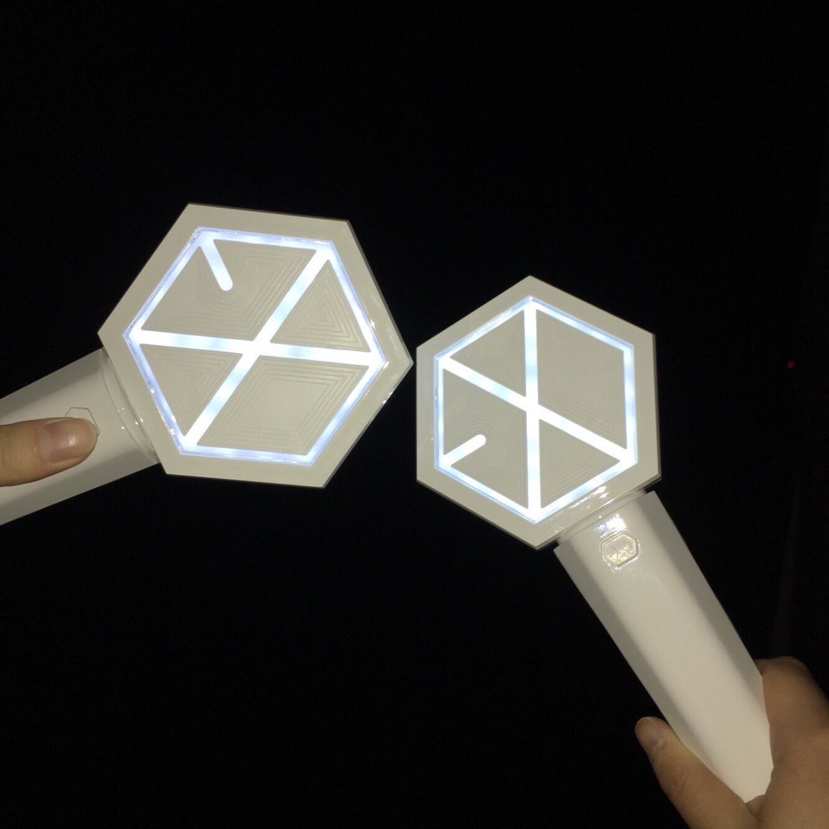 0_0v_37's tweet photo. 更新🔄

⚫️ﾒｲﾝ
#엑소 🐥 #최예나 🐥#NCT 🐰🐭
#블락비 🐝#IZONE #なにわ男子 🍮
（4？5？年ぶりのｼﾞｬﾆｰｽﾞ！）
SMF 조승연 BLACKPINK etc.....
他にも色々！
⚫️同担🤝🏻
⚫️ https://t.co/xO0bM8aXuU 
⚫️トレカ・チケットetc 取引経験◎
      同行も◎
⚫️漫画アニメも🫶🏻

仲良くしてください❤️‍🔥 https://t.co/fLrfp09Ey5
