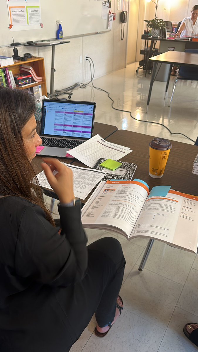 kstack15's tweet photo. Digging into Morpheme Magic with 4/5 PLCs! Taking the time to prep together really makes ALL the difference for students &amp; teachers ❤️ #PLCright #OneChatham @SCEBulldogs @bbaxter3271 @carlammurray @MEvans4th https://t.co/N93kC5W6Az