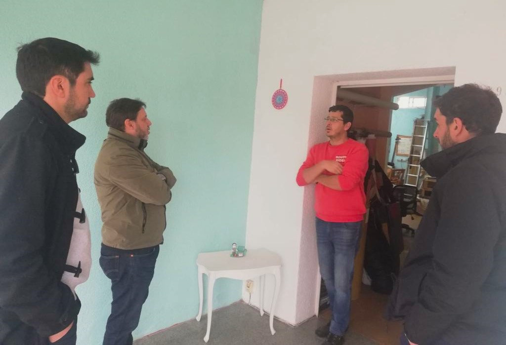 ANDEUruguay's tweet photo. 📍En Fray Bentos, nuestro dir. @Martin_Ambrosi_ visitó empresas que trabajan junto al #CentroPyme.
Estuvo recorriendo el paseo de compras Don José, la cafetería Helianthus -que también vende productos naturales y saludables, y la tapicería Machado. https://t.co/utyBn1xQQ9