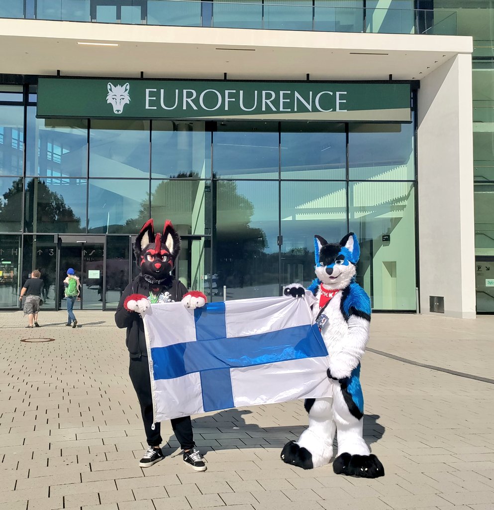 I'm Niku! 🦊 tweet media