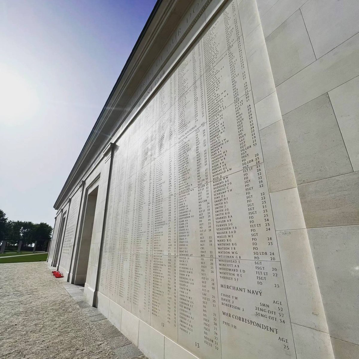 BFBS Sport (@bfbssport) on Twitter photo The <a href="/UKAFRugby/">UK Armed Forces Rugby Union</a> team have been at the British Normandy Memorial this week paying respect to all that have lost their life in service.
They also visited St Mรจre รglise & the Airborne museum, the American Cemetery at Omaha Beach, Arromanches & the Mulberry Harbour.
๐ธ UKAF The <a href="/UKAFRugby/">UK Armed Forces Rugby Union</a> team have been at the British Normandy Memorial this week paying respect to all that have lost their life in service.
They also visited St Mรจre รglise & the Airborne museum, the American Cemetery at Omaha Beach, Arromanches & the Mulberry Harbour.
๐ธ UKAF
