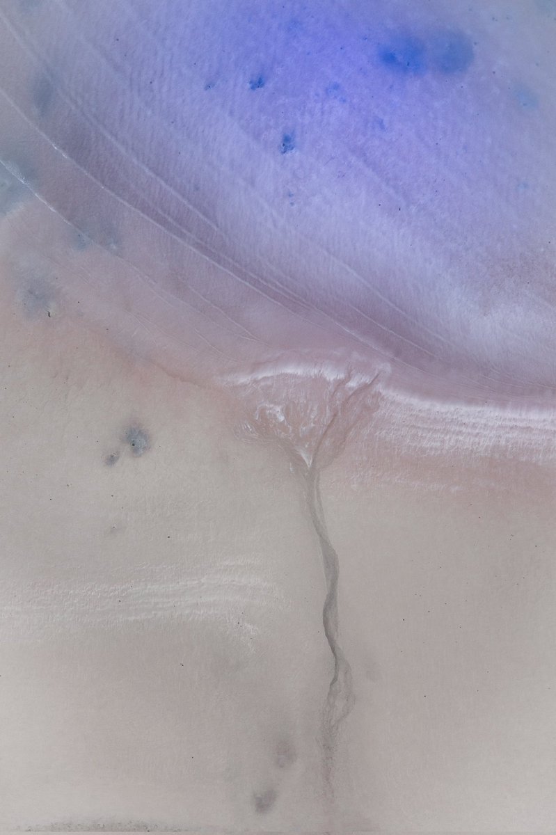 seenbylexo's tweet photo. ▪️D R O N E  A R T▪️

Sometimes is just matter of getting a bit creative and take advantage from top-down shots and editing tools.

#droneart #thisiswa #minimalism #minimal #art #dji https://t.co/51QrD97hx4