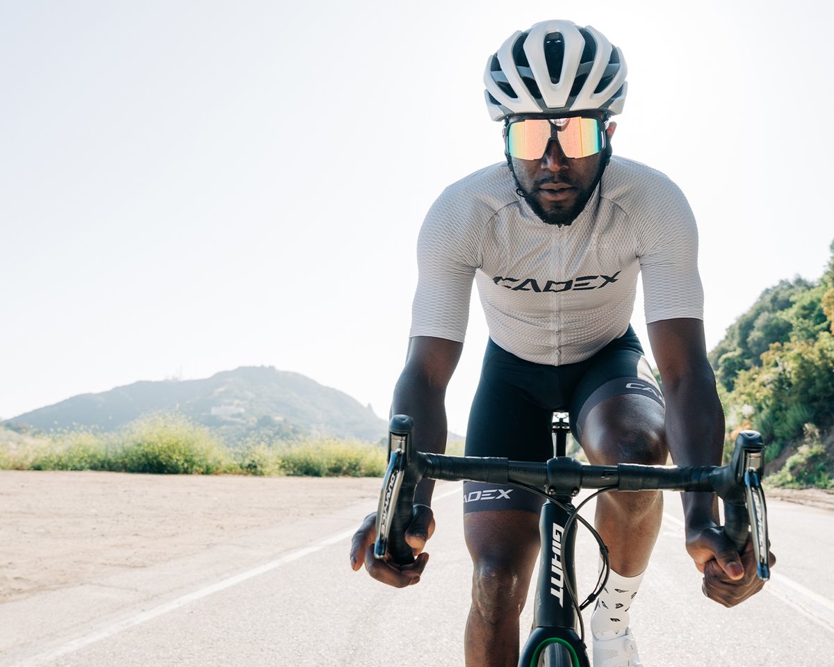 CADEXCycling's tweet image. The all-new CADEX Race Stem uses T800 and T1100 carbon fiber layup to create a precise composite form with maximum stiffness and a superlight weight of just 120g for a 100mm length.

Discover more → brnw.ch/21wCj7L

#AttackMode #overachieve