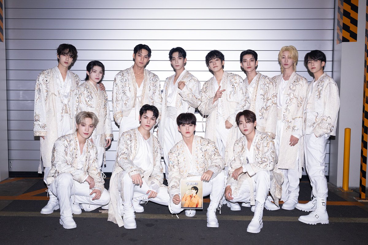 hoshwi2's tweet photo. ⠀⠀ 
Day 1 of our FOLLOW tour in Tokyo – a chapter of our journey that's already filled with heartwarming memories. The love and support from our CARATs have truly made this experience magical. From the bottom of our hearts, we want to express our deepest gratitude.
⠀⠀⠀ https://t.co/yctbmrLMgk