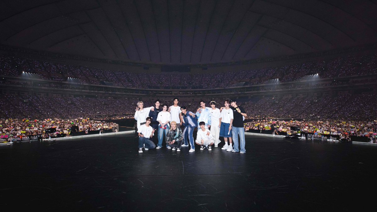 hoshwi2's tweet photo. ⠀⠀ 
Day 1 of our FOLLOW tour in Tokyo – a chapter of our journey that's already filled with heartwarming memories. The love and support from our CARATs have truly made this experience magical. From the bottom of our hearts, we want to express our deepest gratitude.
⠀⠀⠀ https://t.co/yctbmrLMgk