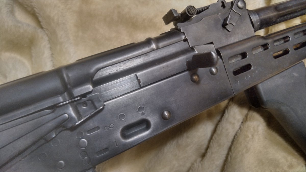 1stDELTAxa1's tweet photo. LCT AMD65 メカボ付き 送料込み22000円
イイ感じに色あせてます
#AK #AKM #AMD65 #ミリタリー物販 https://t.co/uKhi69nwsT