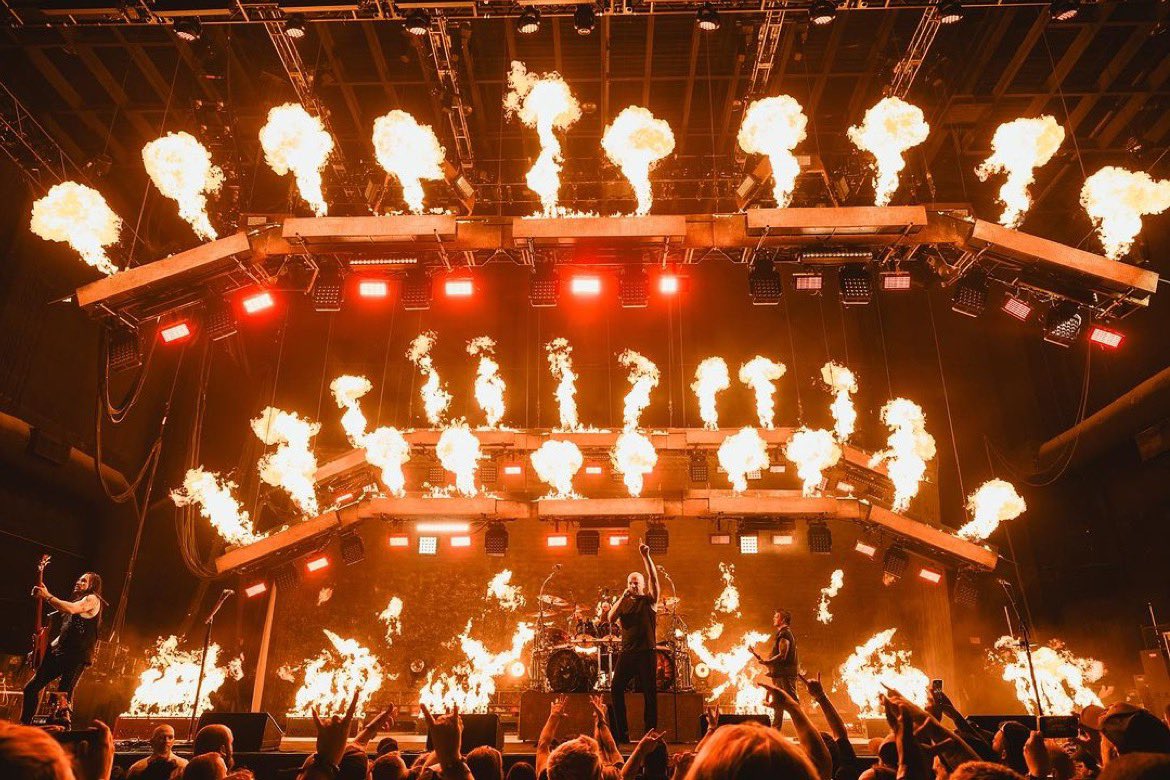 davidmdraiman's tweet photo. Thanks so much to everyone! Band, crew, management, @warnerrecords @LiveNation, rock radio, and ESPECIALLY the FANS! 

#takebackyourlifetour 2023 is a wrap! 
@Disturbed https://t.co/5TIJh9Ij8Y