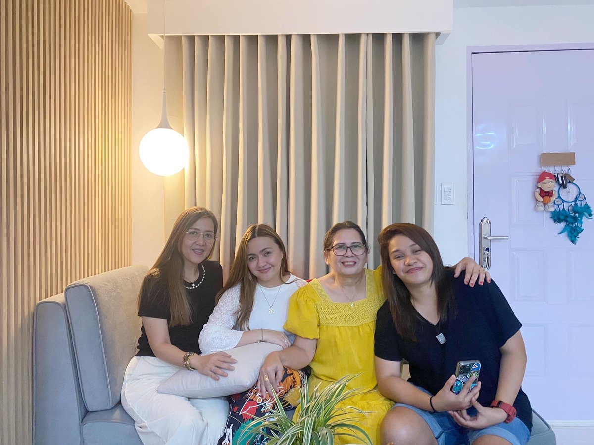 _dsrgrce's tweet photo. “cause this angel has flown away from me…” 🥺❤️🕊🦋
My heart will always beat for the both of you ✨ #KarLloyd Glad that u made a visit, GK 🙂 https://t.co/6BO2PRFIcU
