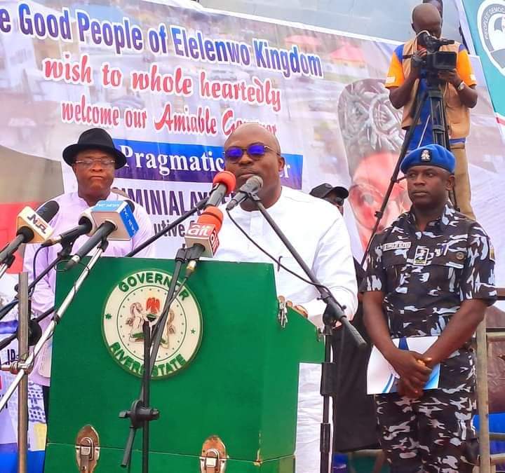 possible1001's tweet image. The Elelenwo internal roads has been fagged-off by His Excellency  @SimFubaraKSC GSSRS, Governor of Rivers State to mark his 100-days in office. 

#phtwittercommunity #wike 
#SimMediaVolunteers 
#100DaysInOffice
