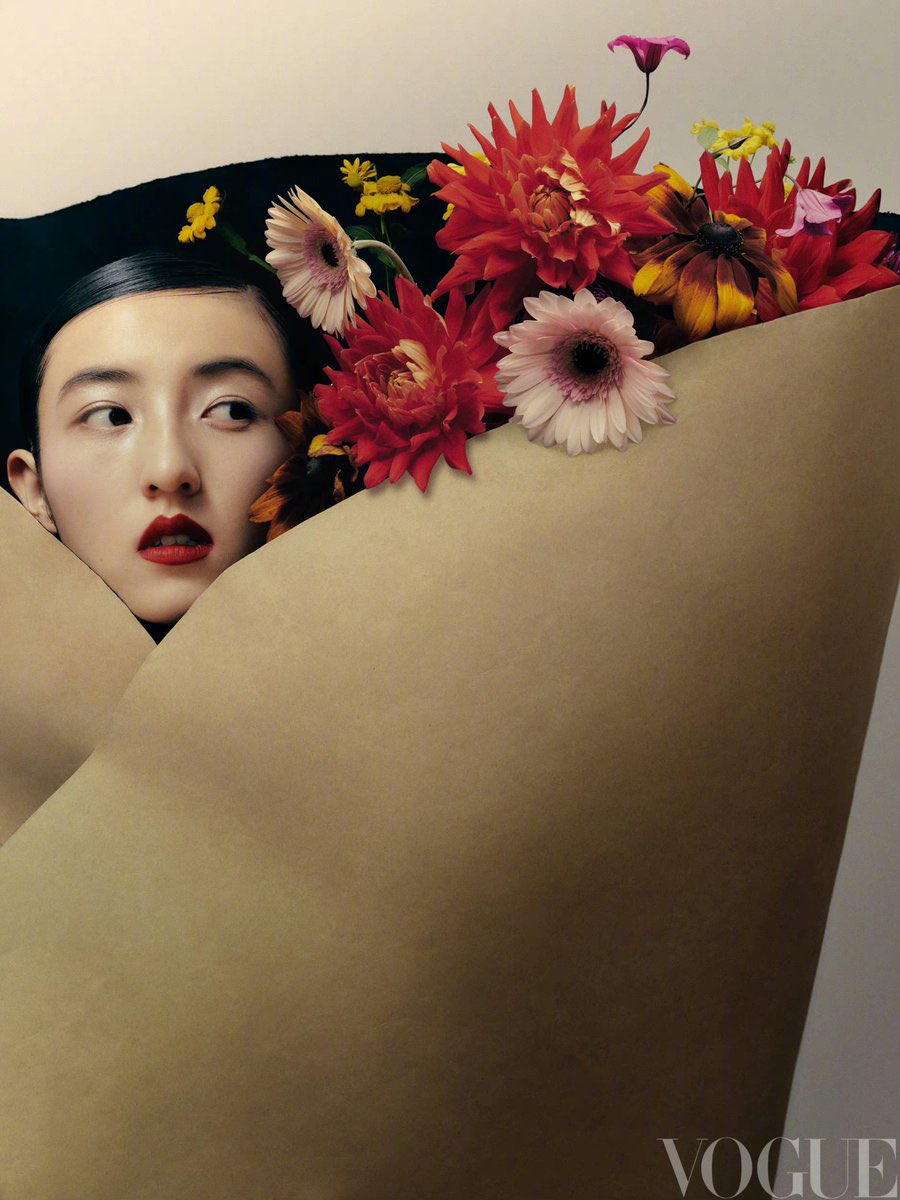 jacquemusx's tweet photo. Vogue China hits the mark editorial after editorial!! https://t.co/90b73pYyVp