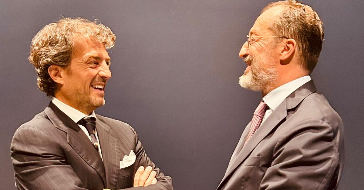 Cambio al timone di Aste Bolaffi: Filippo Lotti nominato Dg e Ad, Filippo Bolaffi resta presidente.
Già amministratore delegato di Sotheby’s Italia, Lotti è stato chiamato alla guida della casa d’aste del Gruppo Bolaffi.
➡️ rebrand.ly/nk9k5he