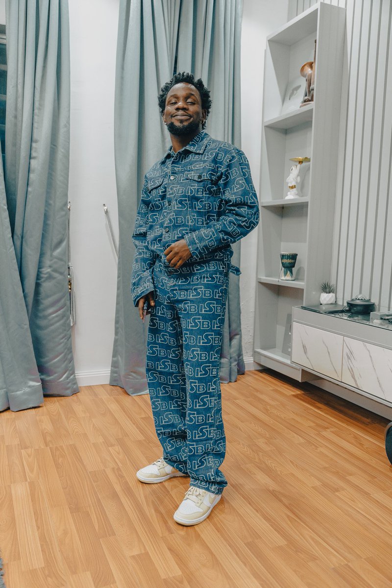 officerwoos's tweet image. th th these are the days we once prayed for. pr pr praying for better days still! 😎