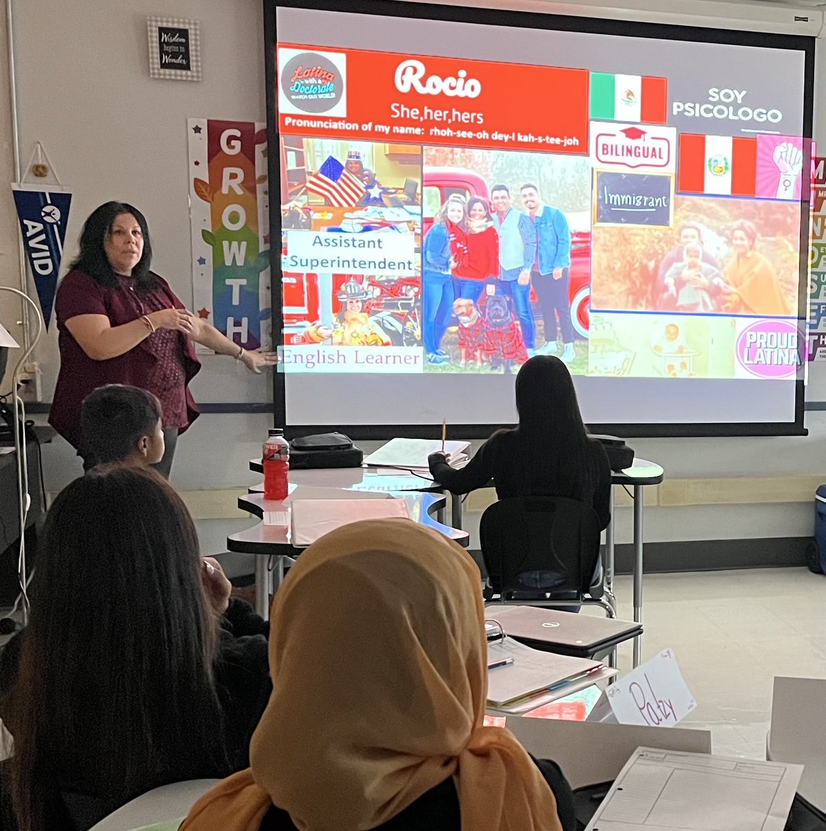 So thankful to Dr. Rocio del Castillo for visiting with 🥨 AVID Class of 2028 &amp; 2029 AVID students to discuss the superpower of being bilingual