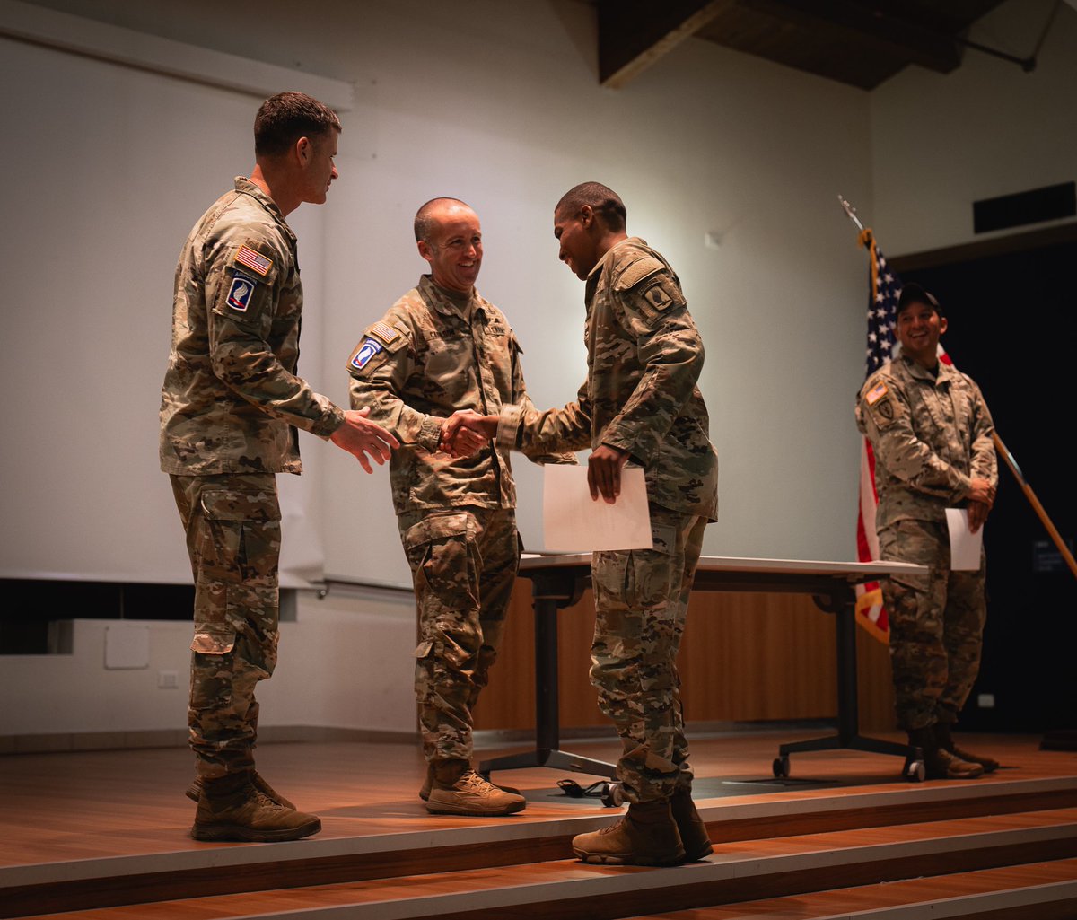 173rdAbnBde's tweet photo. Let’s congratulate our newest #Jumpmasters on graduating from the U.S. Army Jumpmaster School! 🪂

The sky is the limit for these graduates! 🎓 

@USArmy 📸 by Sgt. Mariah Y. Gonzalez and Spc. Jose Lora

#StrongerTogether https://t.co/cU2m2dmnnz