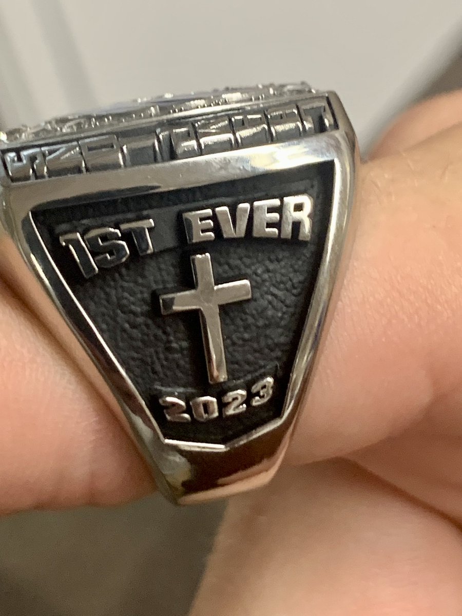 OGTrack's tweet photo. Knights Boys State Track and Field Rings are In!! They look sharp!!! https://t.co/dBzhN4Fpbw