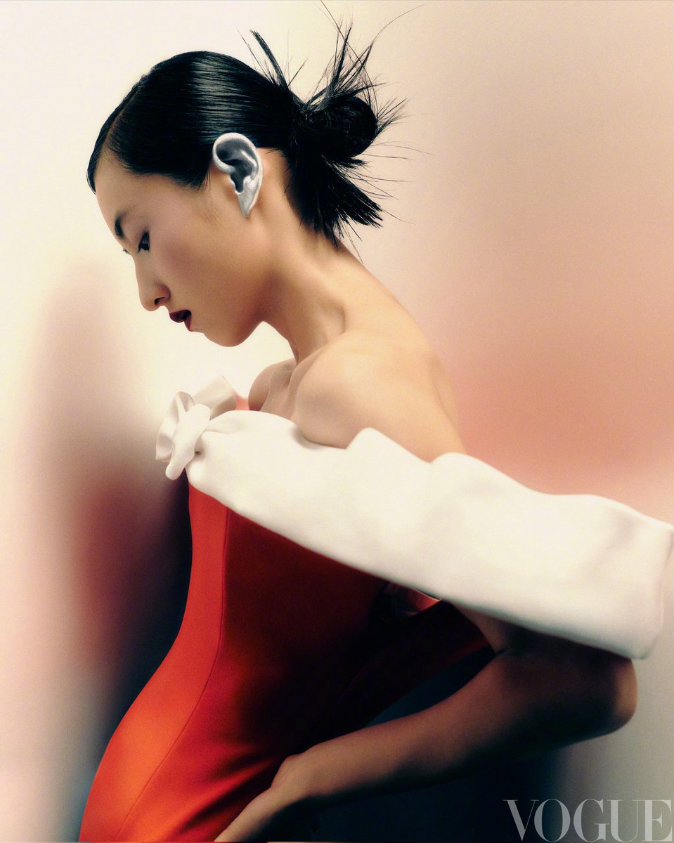 cafewindows's tweet photo. zhang zifeng for vogue china, october 2023 issue shot by annie lai https://t.co/SZHqaxqL77