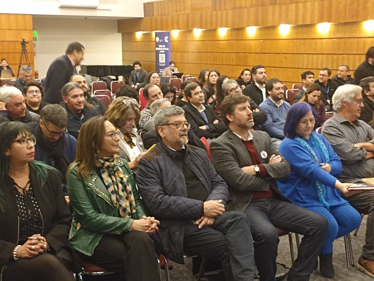 Brillante clase magistral del profesor Antonio Baylos Grau, organizada por AGAL, la DT y otras colectividades.

Les invitamos a leer la nota y acceder al video completo: agal.cl/node/162