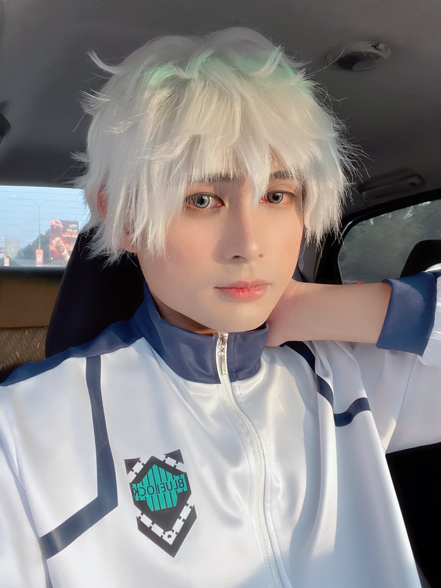 eru_coser's tweet photo. Those who can't win even after putting in all the effort are just weak guys not worth the hassle.

「頑張らなきゃ勝てないなんて、弱い奴ってめんどくさいね」

#nagi #nagiseishiro #nagicosplay
#anime #凪誠士郎 #凪 #bluelock
#ブルーロック #atriamall #cosplay
#cos #cosplayer https://t.co/kE0TKDoh9s