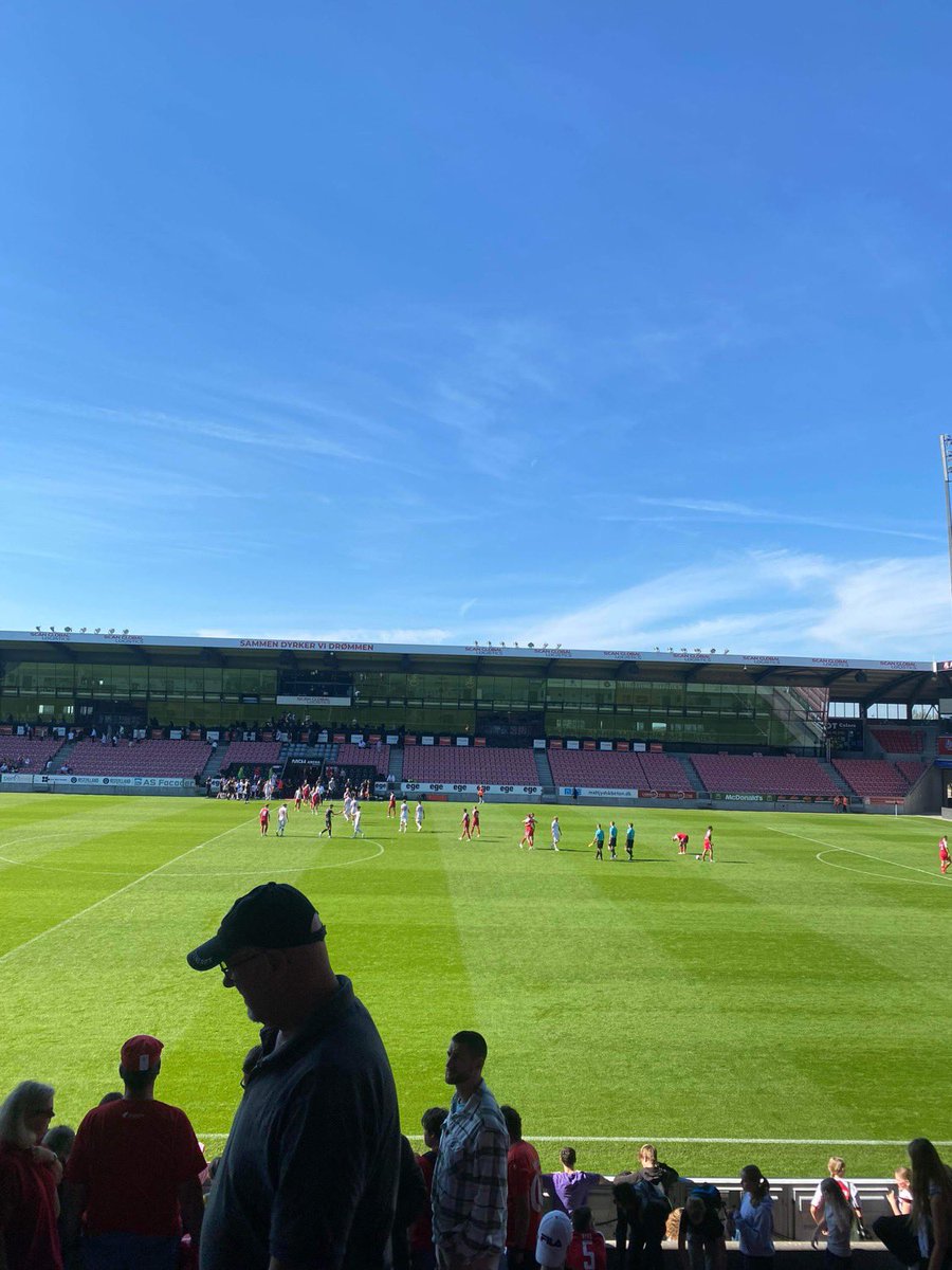 JonasHK17's tweet photo. Fortjent sejr til U19-landsholdet. Sejren burde nok have været lidt større end 1-0, men den var aldrig rigtig i fare. Klart bedre 1. halvleg end 2.  
#ForDanmark https://t.co/J6cY6wtakB