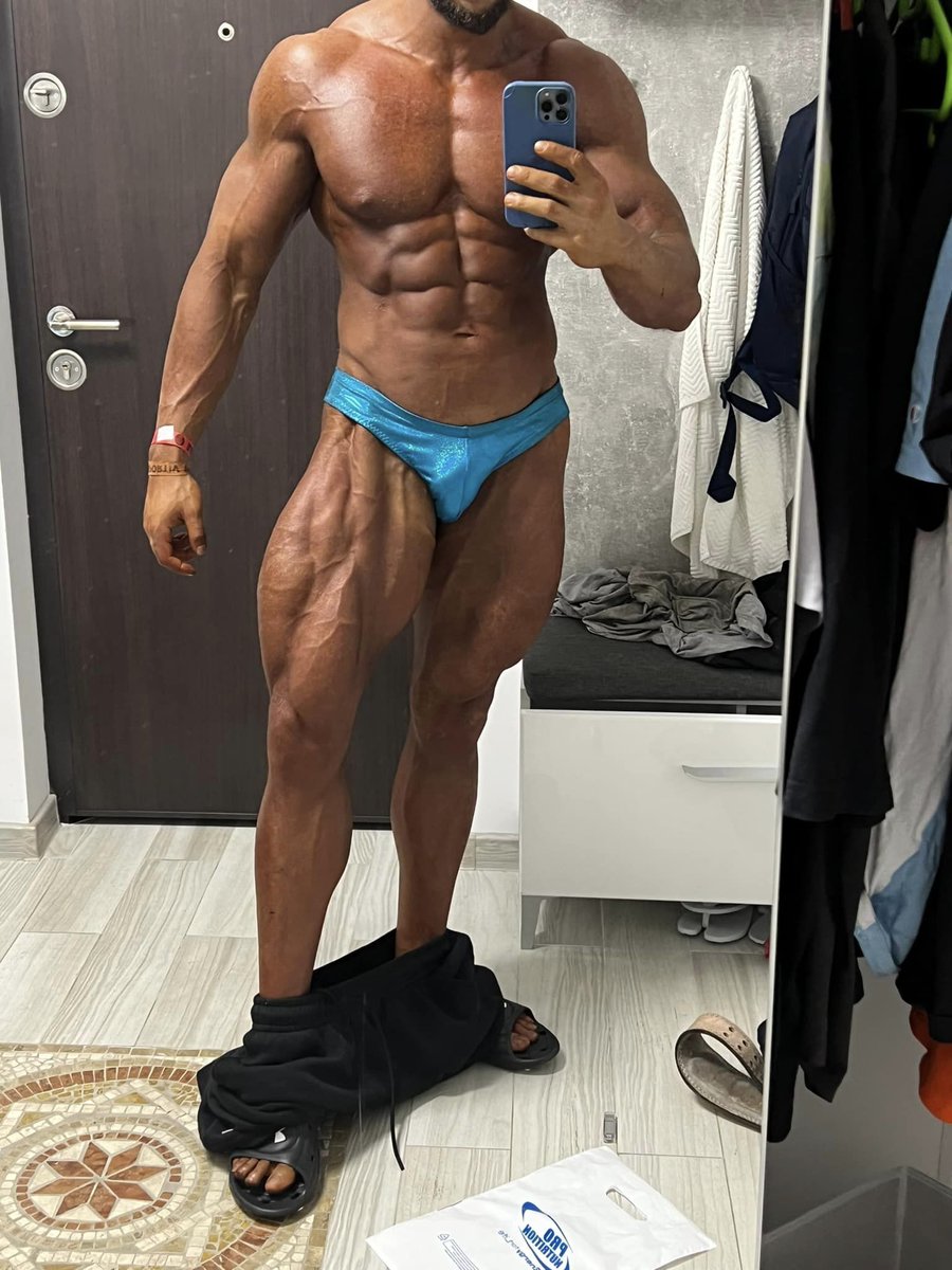 hotmarkusbg's tweet photo. alpha musclegod champion ;) hit me up for shows, sponrsorships,  getting cash drained, custom vids. https://t.co/JTEyuj9FBG