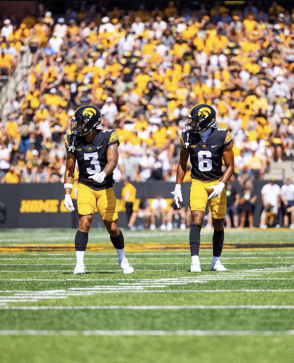 How many yards are these 2 combining for this weekend? 🐤🐤🐤