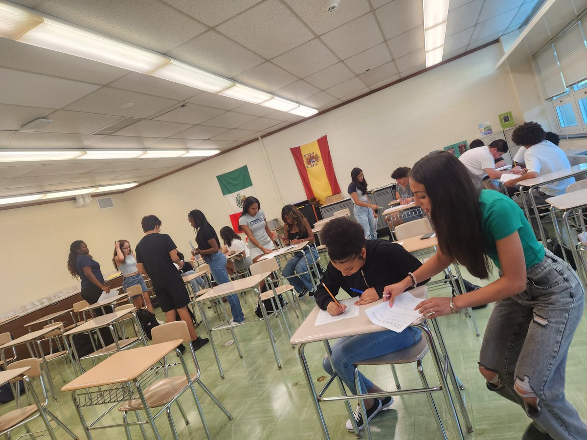 Sra. Sanchez tweet media