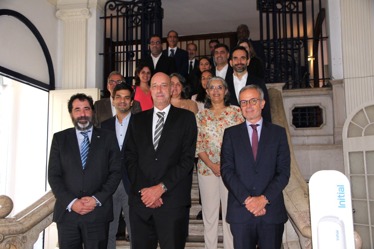 ambiente_pt's tweet photo. O #SEMU, Jorge Delgado, coordenou hoje a 3ª reunião da Comissão Interministerial para a Mobilidade Ativa. Foram apresentados os mais recentes desenvolvimentos da Estratégia Nacional para a Mobilidade Ativa, uma componente fundamental para a descarbonização da mobilidade. https://t.co/g1sbbypxYf