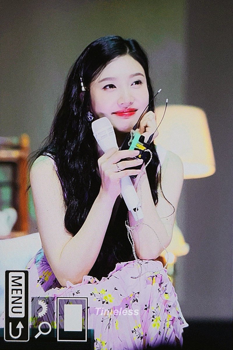 timeless903's tweet photo. 230907 #조이 https://t.co/V4Bp8R5obx