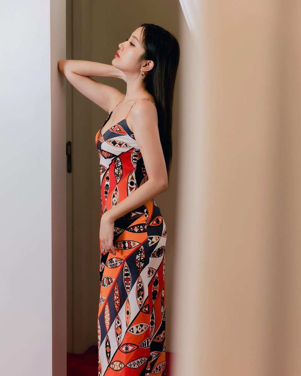 freen_mmfc's tweet photo. @srchafreen IG Update ❤️🔥 #PUCCI #PUCCITHAILAND #InitialsEP @emiliopucci #srchafreen https://t.co/w92EdrRtOW