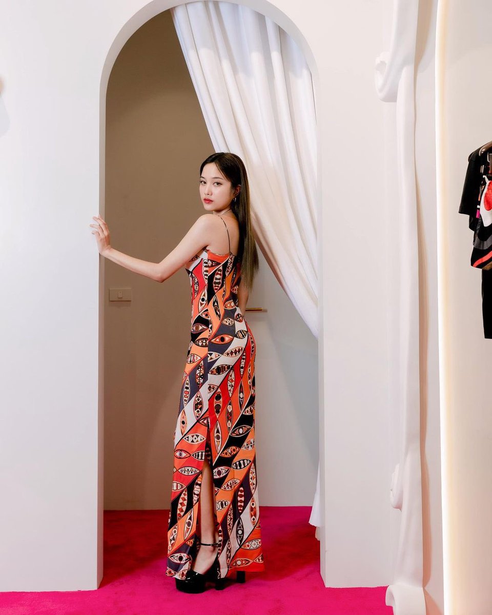 freen_mmfc's tweet photo. @srchafreen IG Update ❤️🔥 #PUCCI #PUCCITHAILAND #InitialsEP @emiliopucci #srchafreen https://t.co/w92EdrRtOW