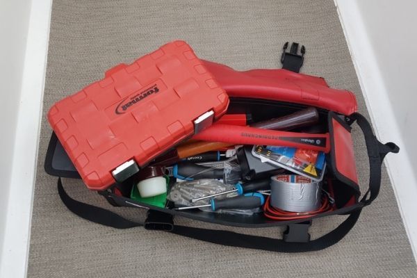 Est-il obligatoire d'avoir à bord de son bateau une caisse à outils pour le dépannage ? 
👉 bateaux.com/article/44007/…