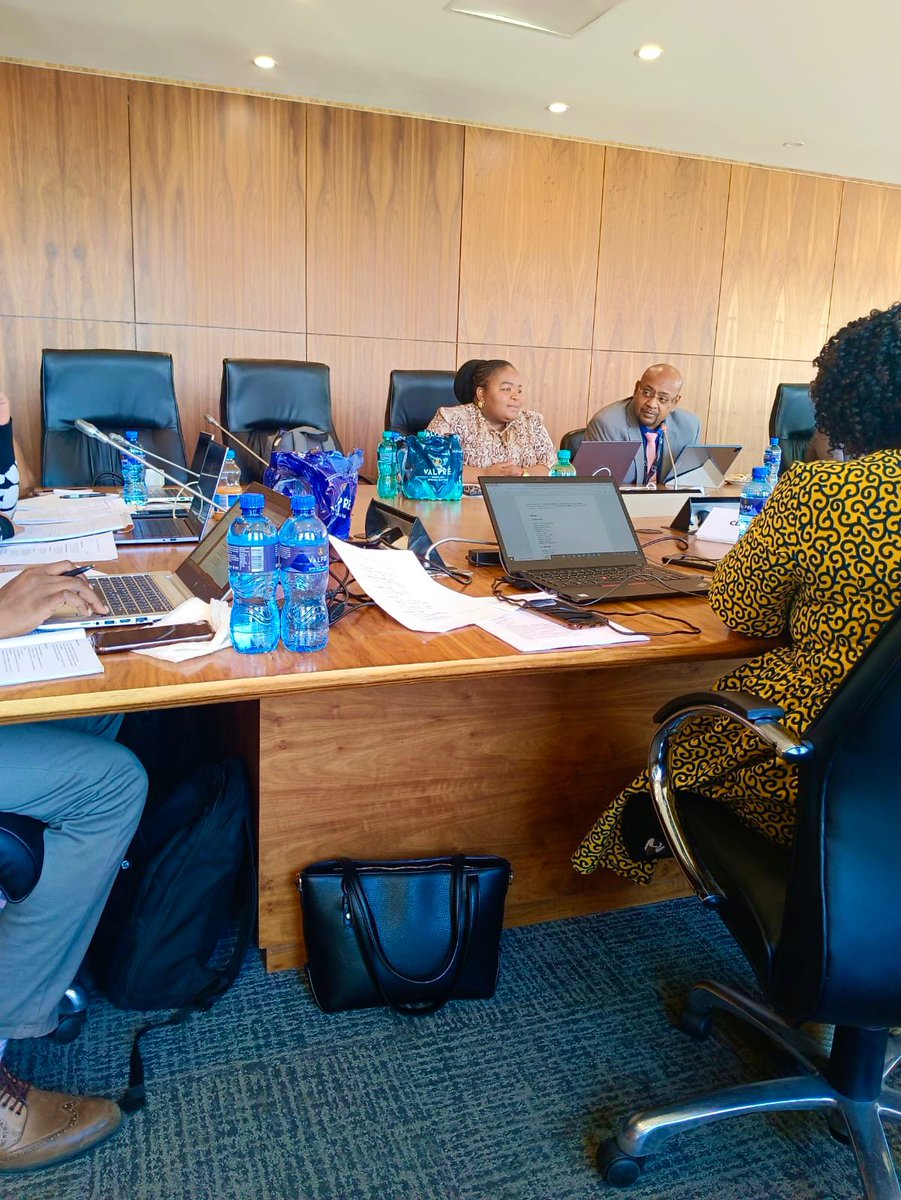 Eunice_Mgcina's tweet photo. I attended the Development Planning Section 79 Commitee, which, among other things, sat to review the Department's quarterly reports.
#WeServeJoburg
#DevelopmentplanningCoJ
#DevPlanningSection79 https://t.co/ibDJ2bBGm0